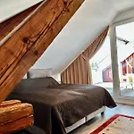 Wohnen Ueber Den Daechern Von