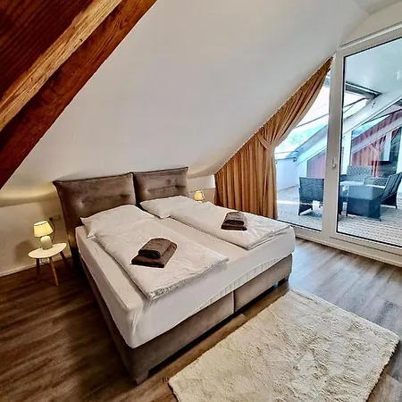 Appartement Wohnen Ueber Den Daechern Von *