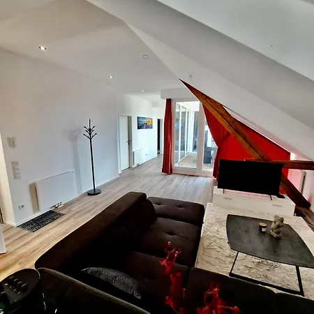 Wohnen über Den Dächern Von *