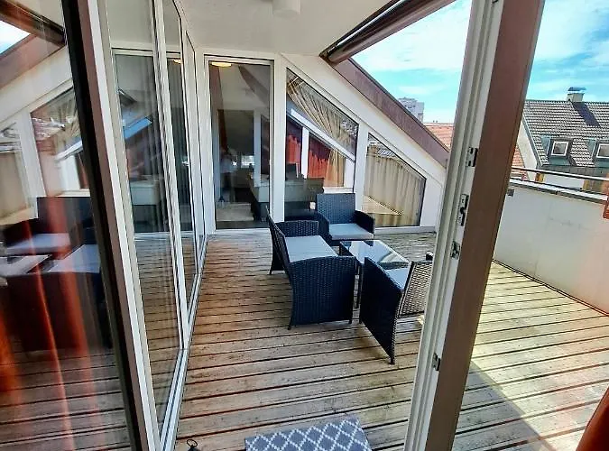 Wohnen über Den Dächern Von *